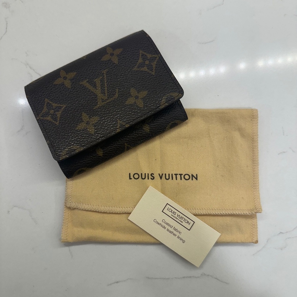 Louis Vuitton monogram card case